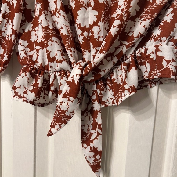 Floral Print Wrap Top - Rust and White - Picture 5 of 5